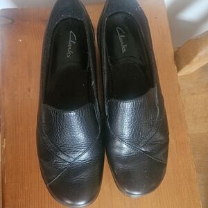 Clarks Women's Black Leather Loafers